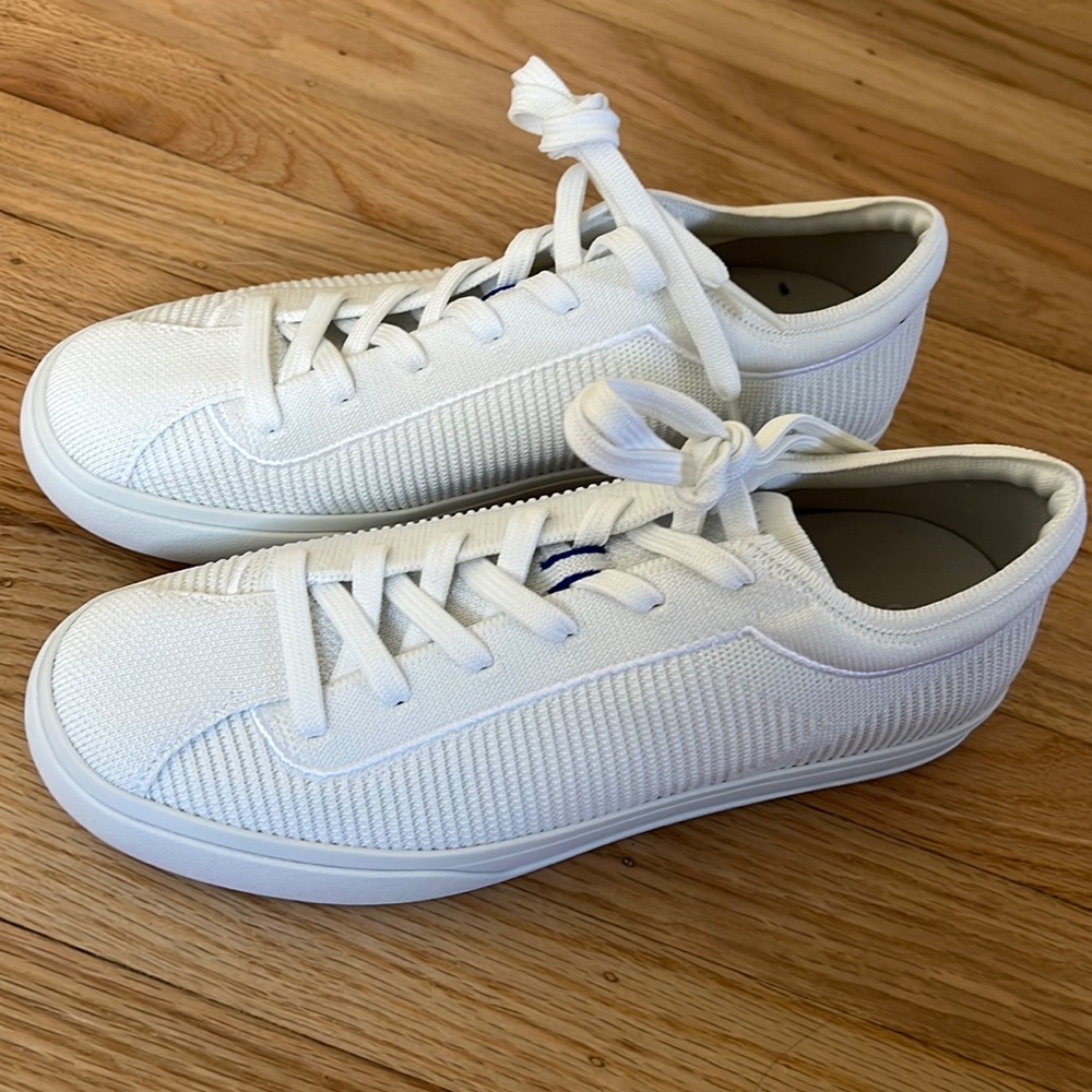 Brand new, never worn Rothy’s Lace Up Sneakers